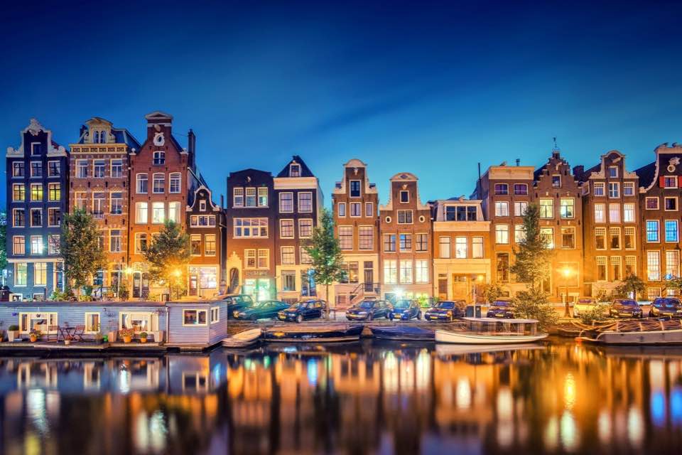 Amsterdam Travel Guide in best Christmas destinations