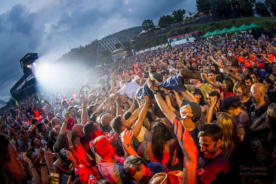 Fans getting excited at bilbao bbk live festival