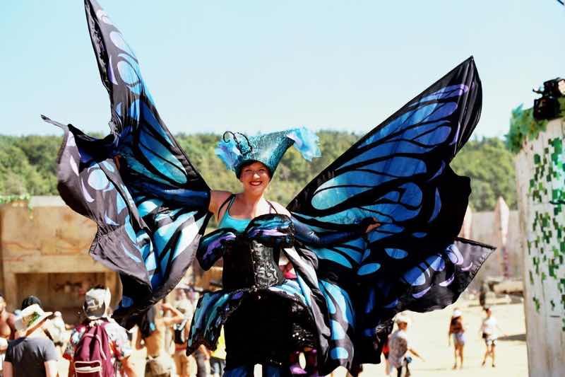 Amazing outfit at BoomTown Fair Festival