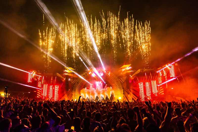 Stage lights show at Dance Valley Festival