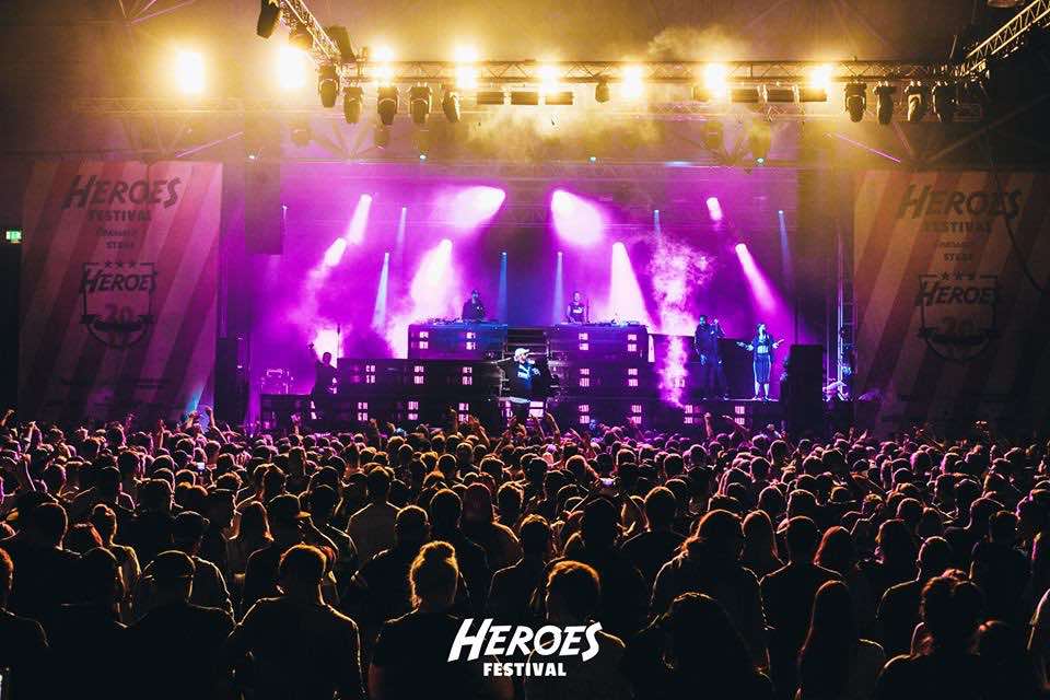 Amazing lights show at Heroes Festival