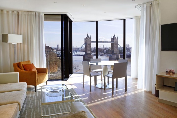 Book London Hotels in Best Clubbing Destinations