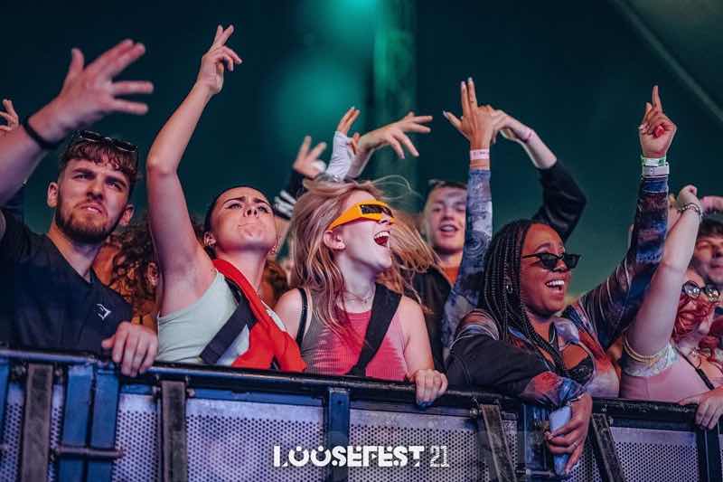 Front row fans at LooseFest