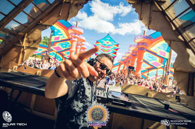 Ace Ventura performing at Psychedelic Experience Festival