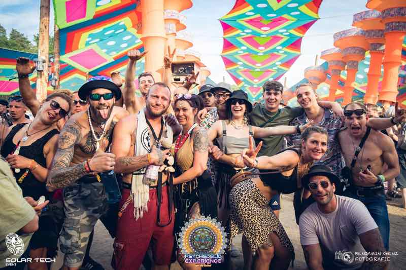 Fans having fun at Psychedelic Experience Festival