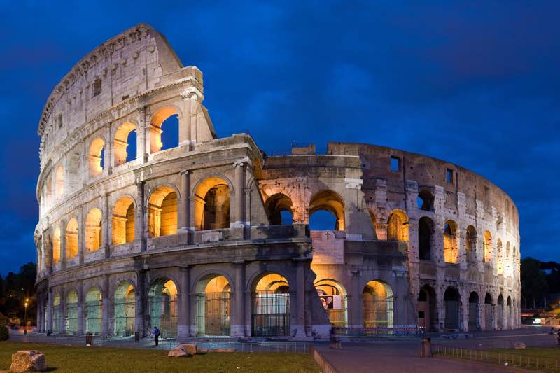 Colosseum in Rome Travel Guide