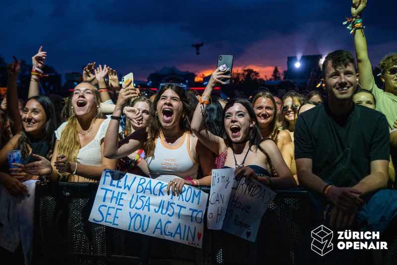 Fans excited at Zurich Openair Festival